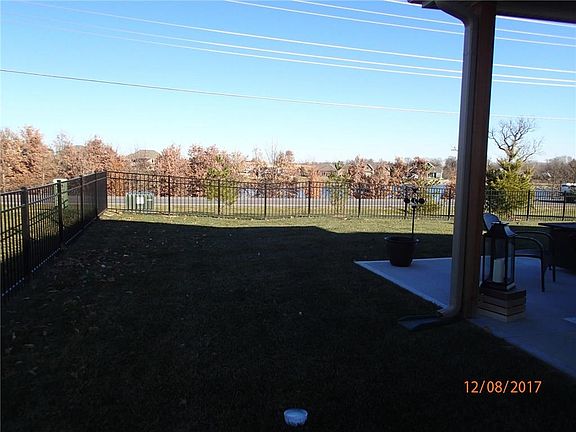 3rd image of 4607 Englewood Dr