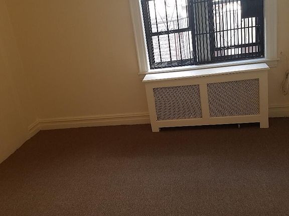 4th image of 803 E 233rd St APT 3
