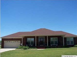 136 Delynn Dr, Hazel Green, AL 35750