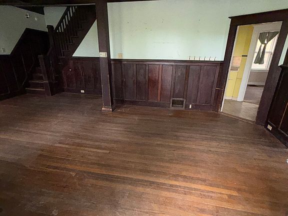 2nd image of 15 Baltic Heights