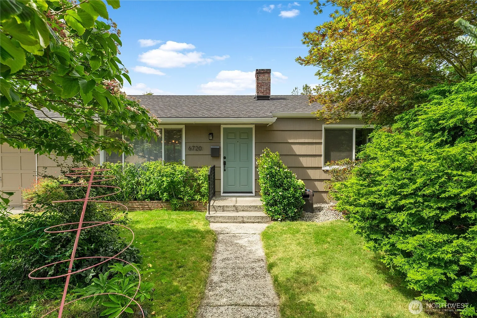6720 S Park Avenue photo 1