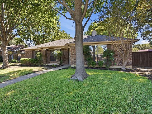 2nd image of 661 Thompson Dr