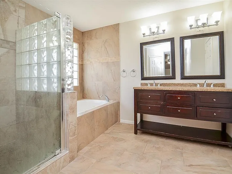 3702 Lauderwood Ln — Photo 16