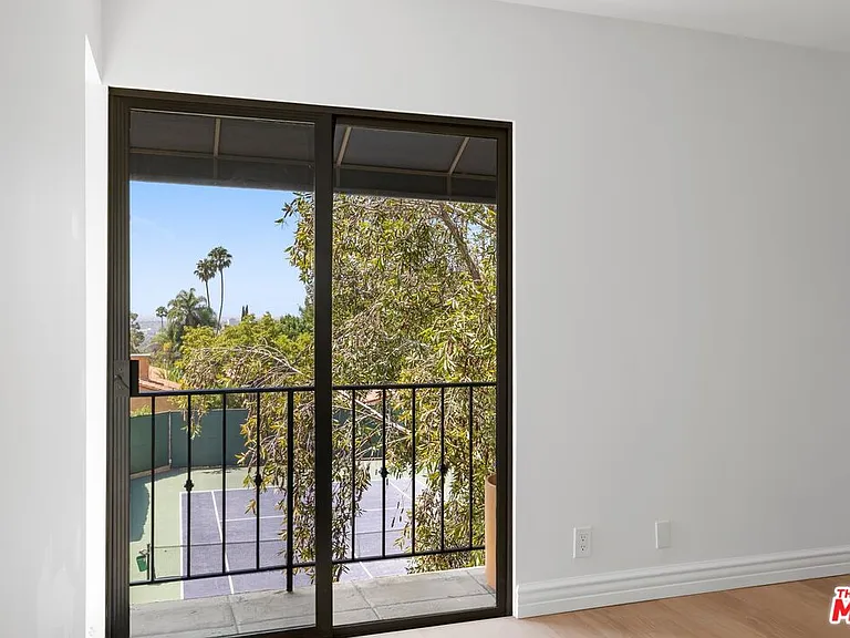 1121 La Collina Dr — Photo 20