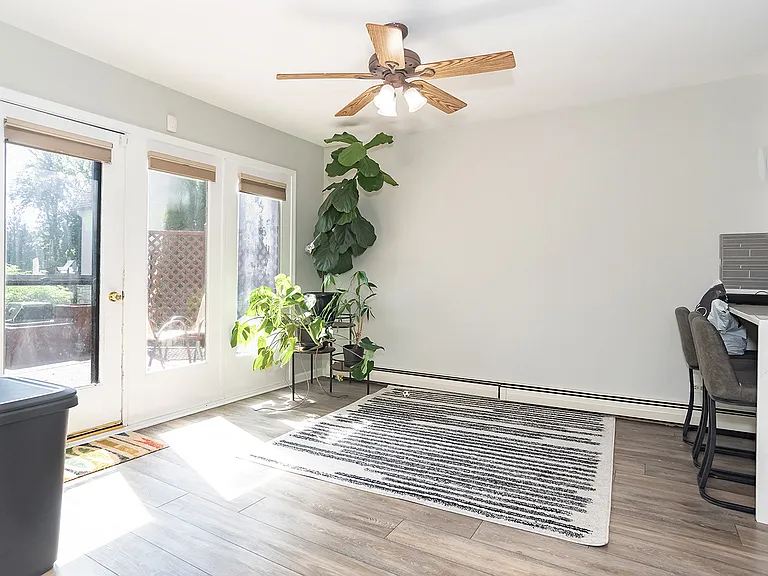 5525 S Washington St — Photo 4