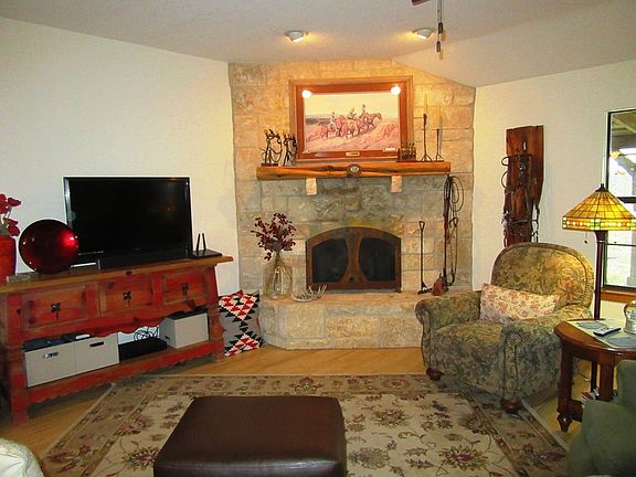2nd image of 320 Segura Ln E