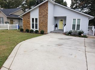 5597 Nix Rd, Fayetteville, NC 28314