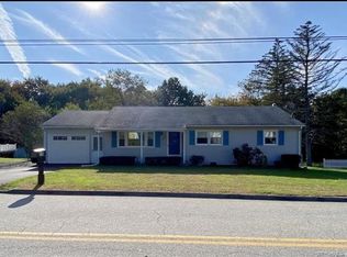 114 County Rd, Torrington, CT 06790