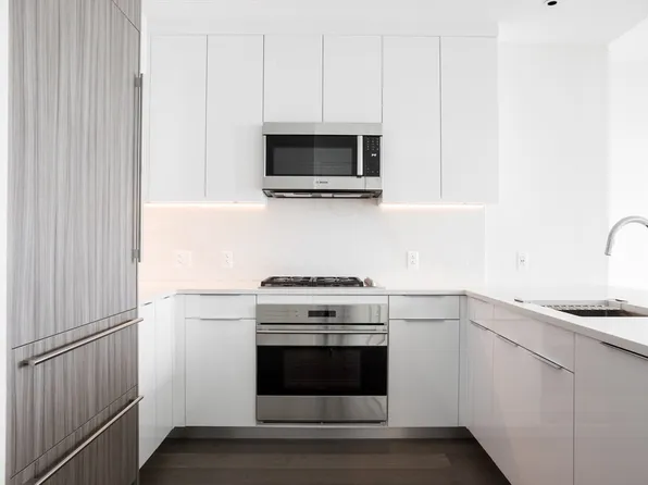 188 Brookline Ave Unit 24B, Boston, MA 02215