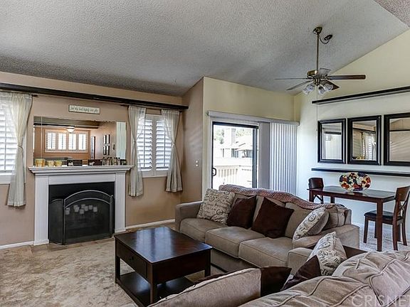 4th image of 27119 Crossglade Ave Unit 6