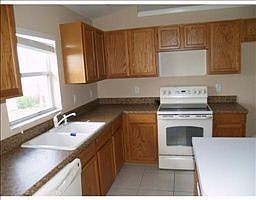 5th image of 3103 Dunstable Dr