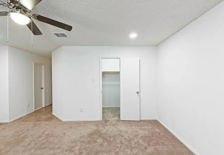 2508 Clear Brook Dr — Photo 27