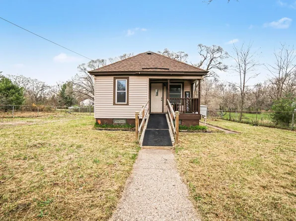 378 E White Lake Dr, Twin Lake, MI 49457