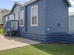 879 S Jacks Rd #4, Pt Bolivar, TX 77650