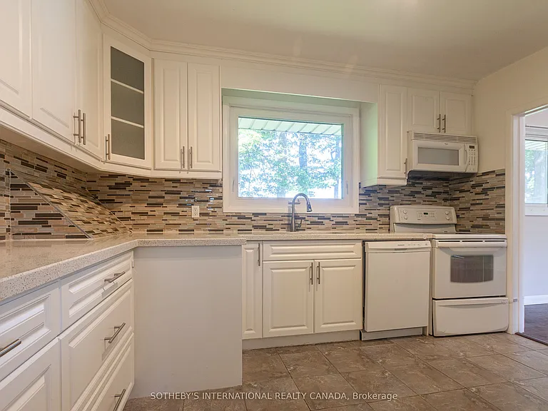 1461 Moss Glen Rd — Photo 7
