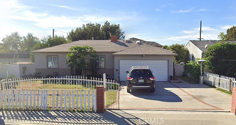 1st image of 1003 Corinthian Way