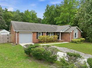 5921 Rustlewood Dr, Fayetteville, NC 28304
