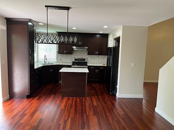 2nd image of 1431 242nd Pl SE