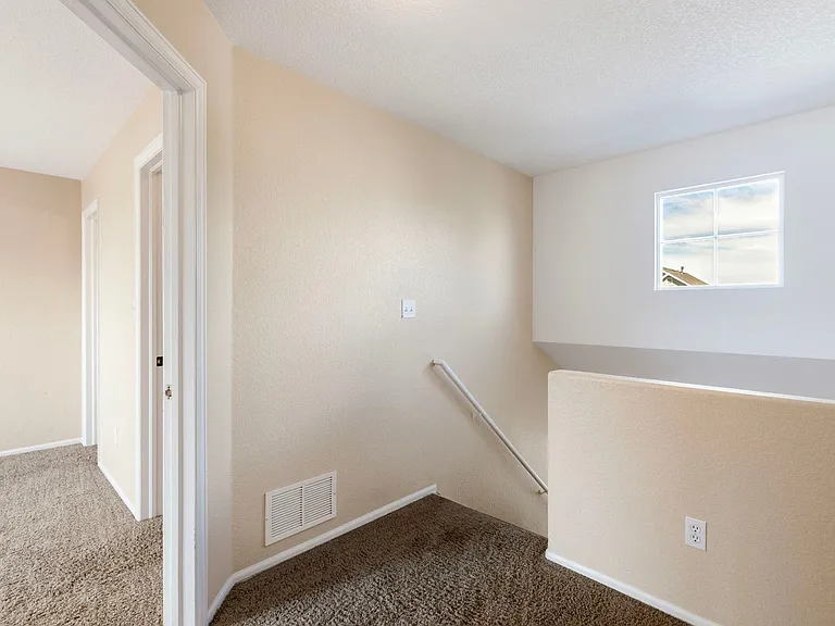 6276 Riverdale Dr — Photo 14