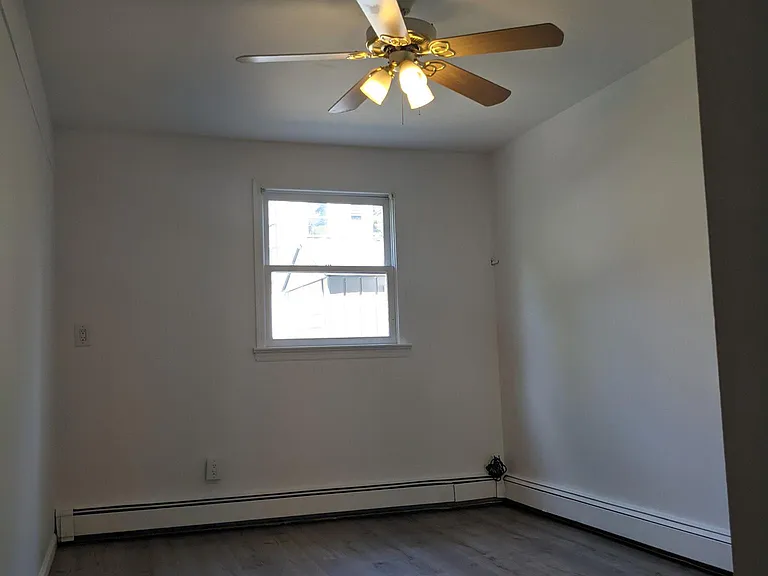 75 Webster Ave #1 — Photo 20