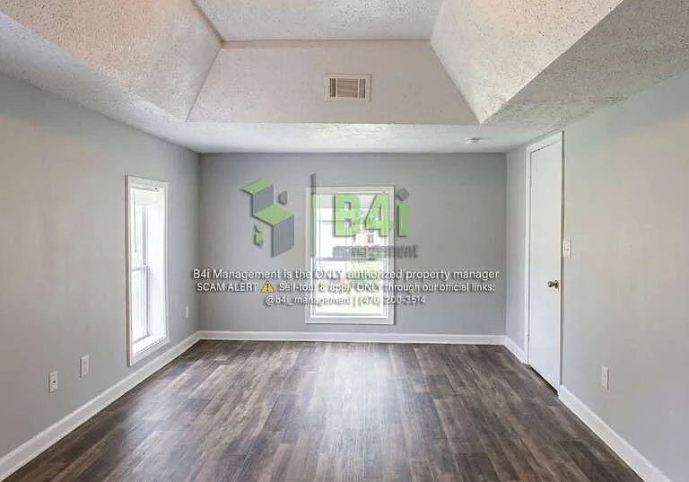 133 Short St — Photo 4