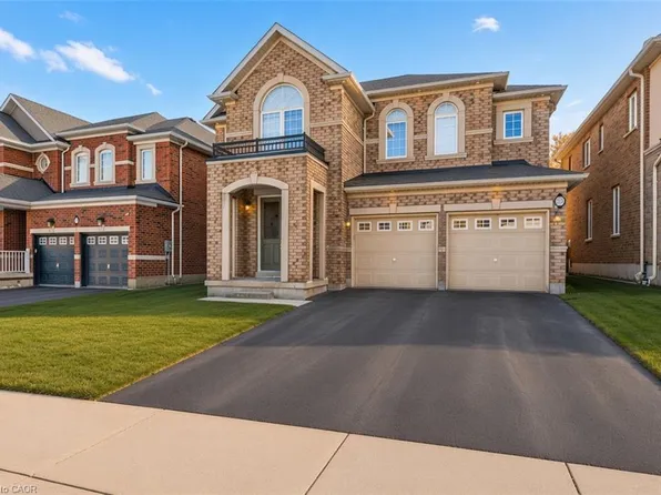 22 Woodhouse St, Hamilton, ON L9K 0H2