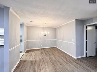 326 Warm Springs Cir, Roswell, GA 30075