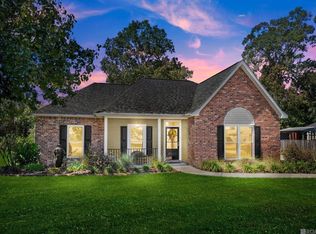 32471 Magnolia Ct, Denham Springs, LA 70706