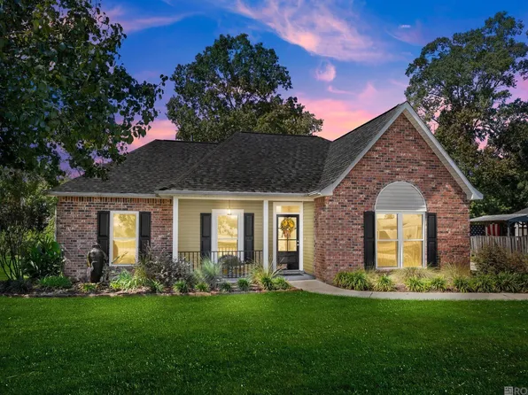 32471 Magnolia Ct, Denham Springs, LA 70706