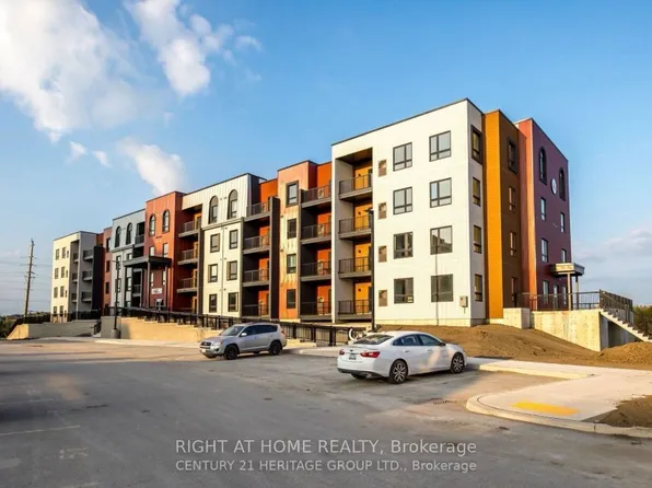 1 Chef Ln #302, Barrie, ON L9J 0T1