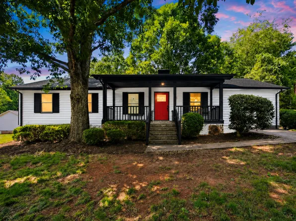 3315 23rd St NE, Hickory, NC 28601