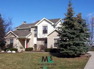 2022 Oak Leaf, Rochester Hills, MI 48309