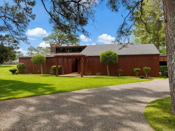 1206 W 46th Ave, Pine Bluff, AR 71603