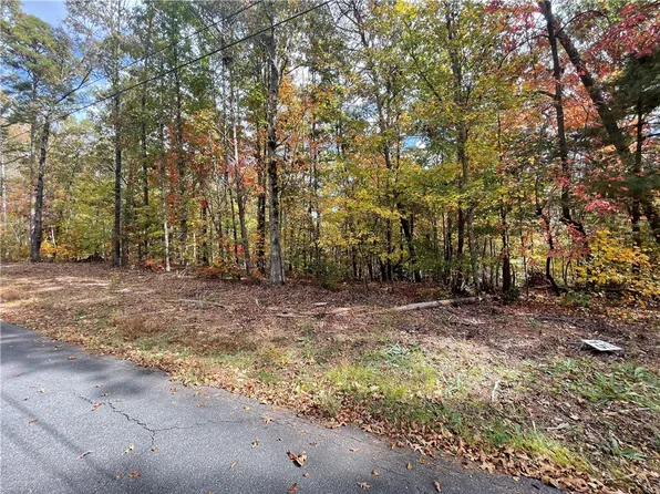 298 Cold Springs Church Rd, Pickens, SC 29671