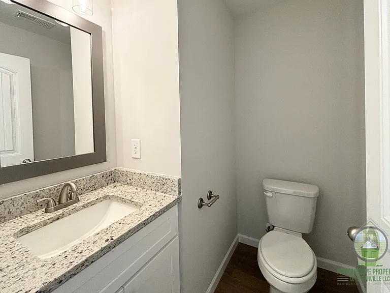 377 Echo Cir — Photo 6