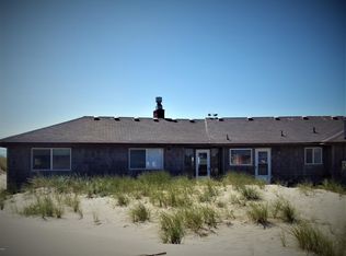 102 NW Oceania Dr, Waldport, OR