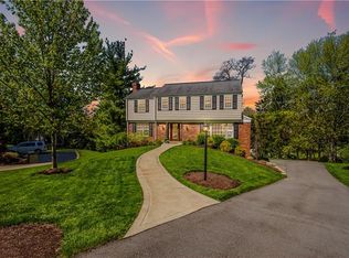 520 Glencairn Cir, Pittsburgh, PA 15241