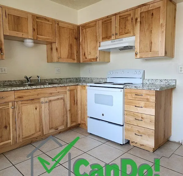 250 Carol Dr #1 — Photo 3