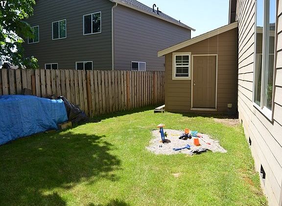 3rd image of 1660 41st Ct