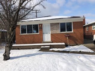 24231 Flower Ave, Eastpointe, MI 48021