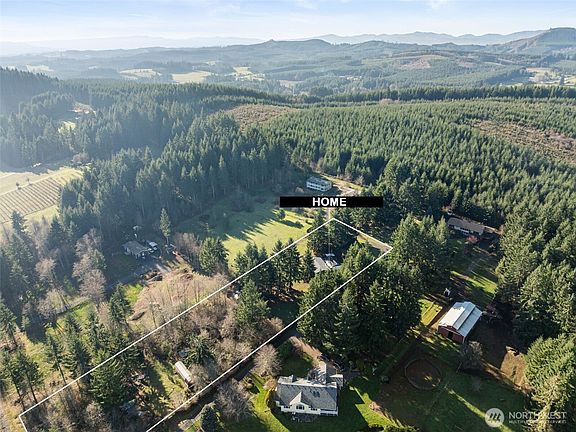 3rd image of 131 Silverthistle Road