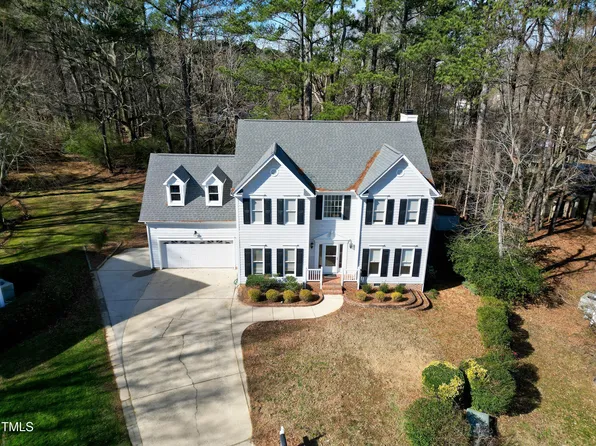 104 Longstock Ct, Cary, NC 27513