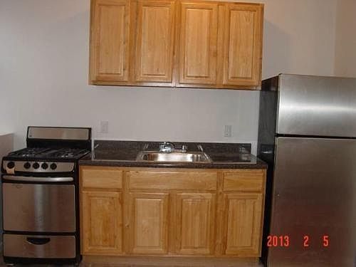 5th image of 121 Lafayette Blvd