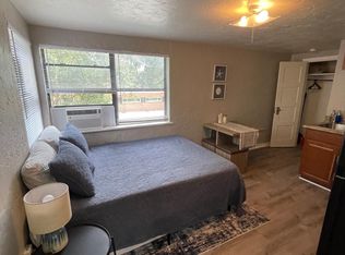 907 NW 13th St #A, Gainesville, FL 32601