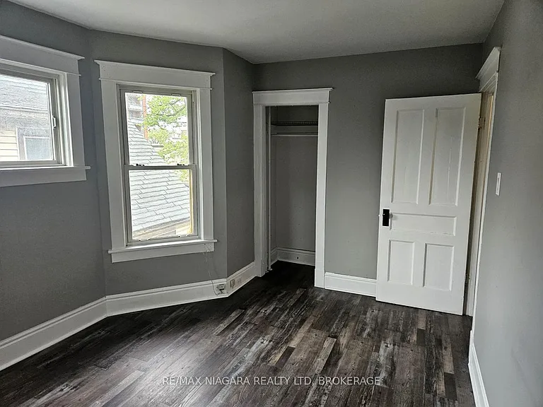 23 Avenue Pl #2 — Photo 4