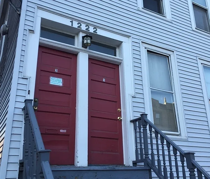 1222 W Diversey Pkwy #1 — Photo 9