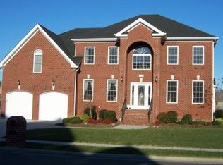 331 Riviara Pl, Chesapeake, VA 23322