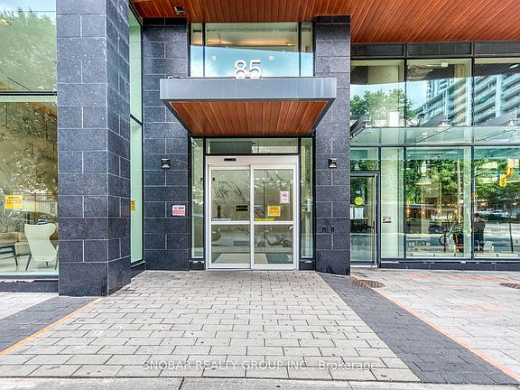 2nd image of 85 Wood St #1006