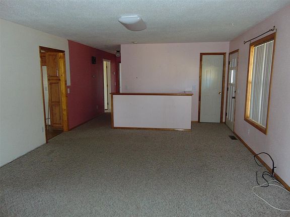 5th image of 136 County Road 553