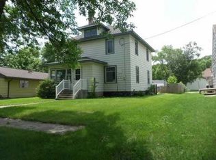 335 1st St SE, Clara City, MN 56222